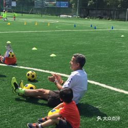 锐锴国际少儿足球培训(昆山店)