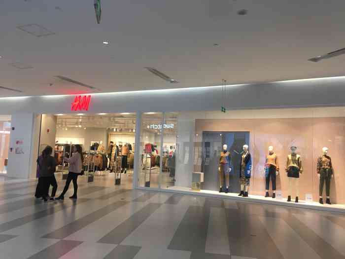 h&m(印象城购物中心店)-"龙首原印象城二层的一家hm,.