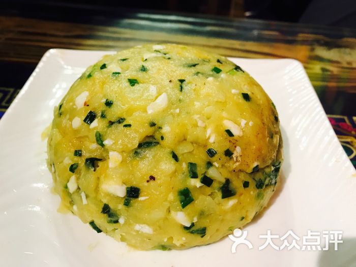 小锅巴纳西美食-咸蛋黄焗土豆泥图片-丽江美食