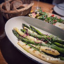 上海美食>西餐>徐汇区>alimentarigrande(东湖路店)>asparagus烤芦笋>