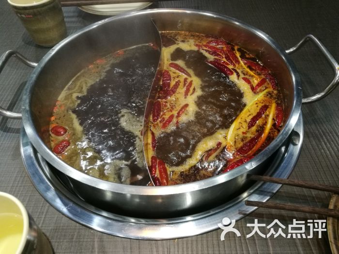 牛油卤味鸳鸯锅