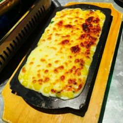 小猪小牛现代烤肉主题餐厅(太原街万达店)-shu