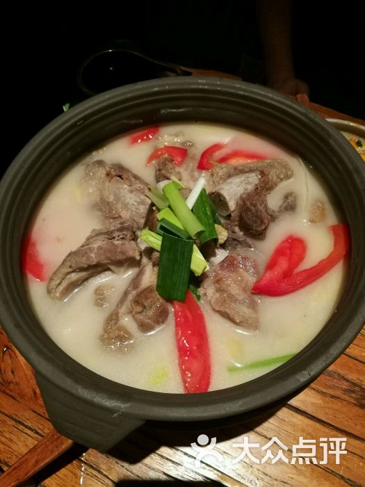 丽江腊排骨火锅