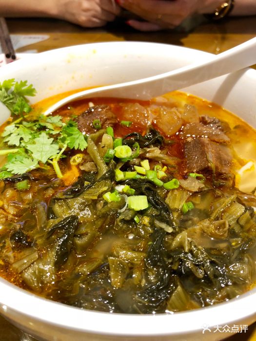 老坛酸菜牛肉面