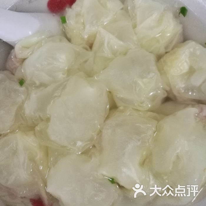 红霞泡泡馄饨