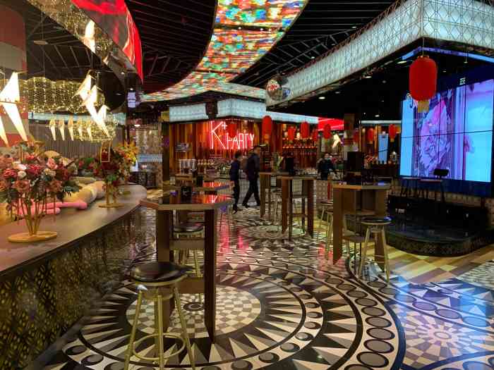 k 全国连锁ktv(绿地缤纷天地店)
