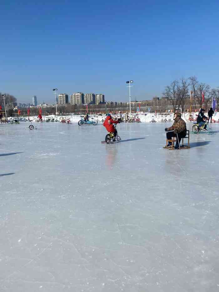 五里河冰雪乐园滑雪场