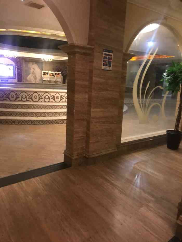 御水汇浴场(滨江店)-"浴资 正经按摩感觉价格太贵 主要是技师.