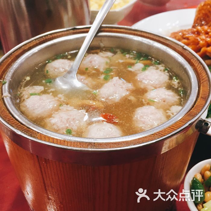木桶豆腐汽水肉