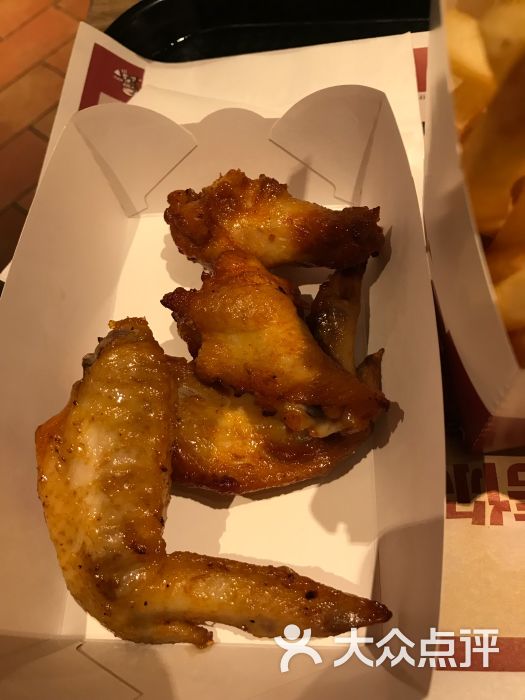 肯德基(九龙广场店)奥尔良烤鸡翅图片 第1张