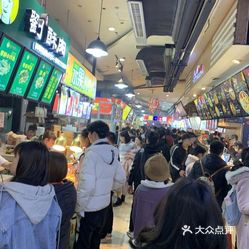 小吃快餐  江北区  观音桥  观音桥好吃街 观音桥好吃街,美食多的让你