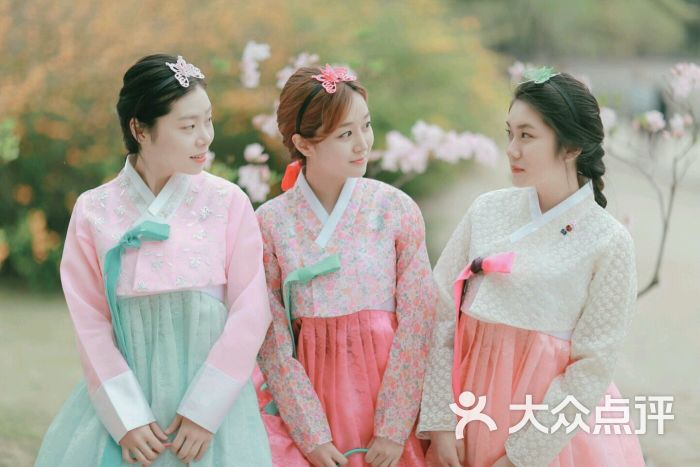 公主韩服(韩服租借店)上传的图片