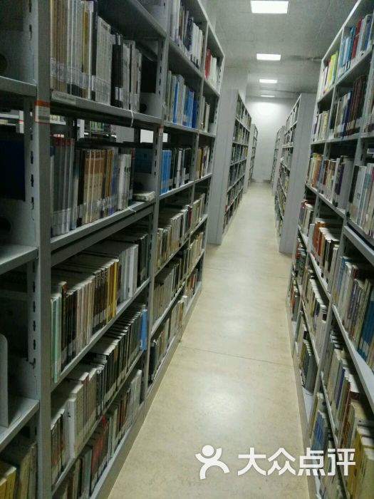 大学图书馆新馆-图片-临沂休闲娱乐-大众点评网