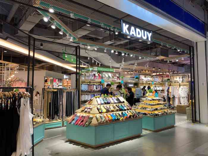 Momopark负二层店铺,momopark 卡嘟丫丫(momopark店)