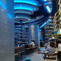 失重餐厅人均消费_失重餐厅结构图