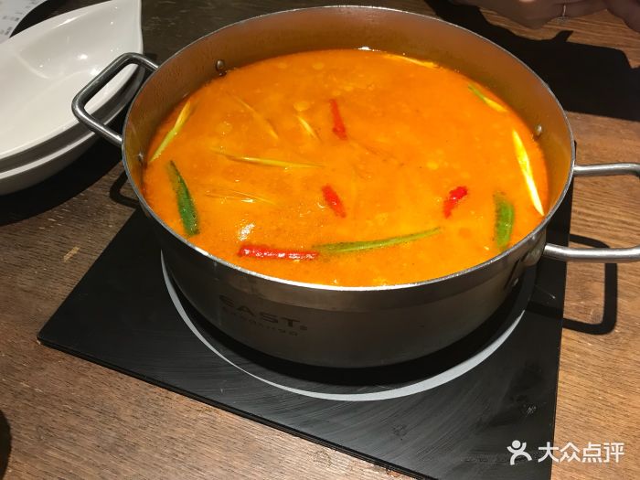素可泰泰式海鲜火锅(银泰城店)冬阴功锅底图片 - 第1张