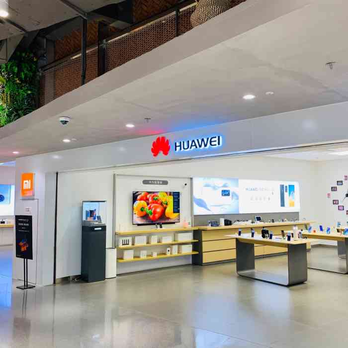华为授权体验店(锦华万达店)-"今天来逛耍,看到有家店