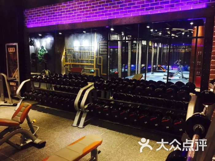 古德菲力健身(西安盛龙龙首店)-图片-西安运动