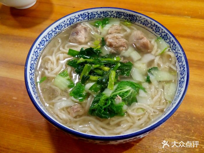 清汤排骨面