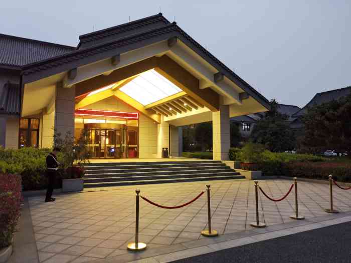 会稽山阳明酒店餐饮部-"住在酒店里,无意间中午临时不