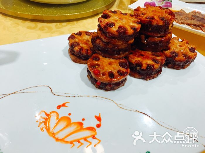 粤锦阁鹅肝酱藕夹图片 - 第1张