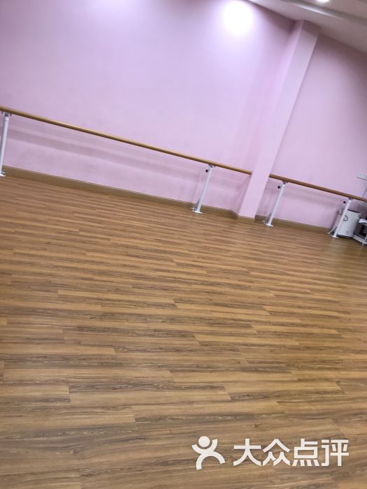 小蜗牛舞蹈(盛源生活广场店)