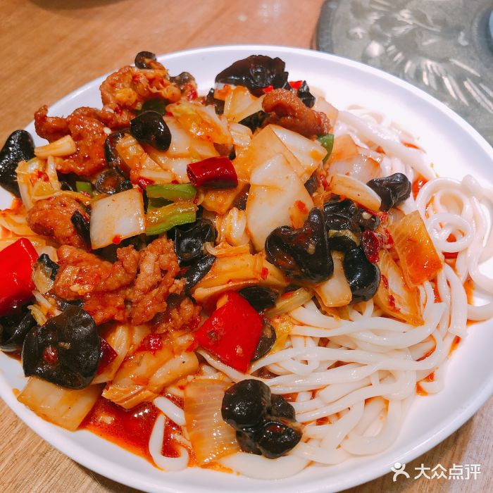 过油肉拌面