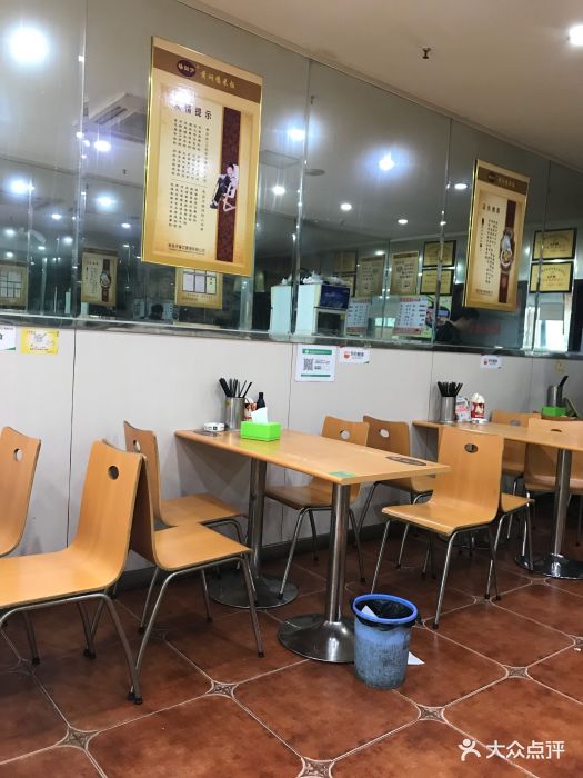 杨铭宇黄焖鸡米饭&黄焖排骨饭(星光店)大堂图片