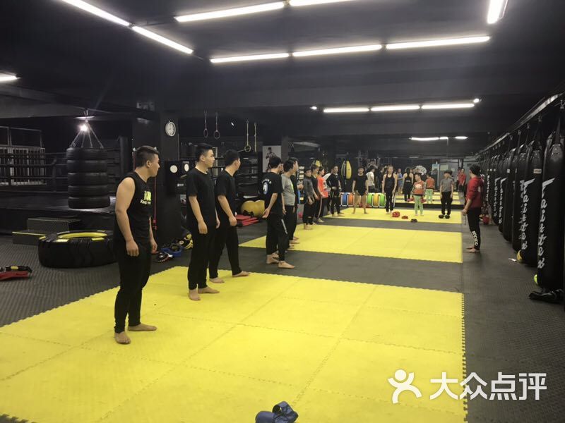 雪豹搏击散打培训俱乐部