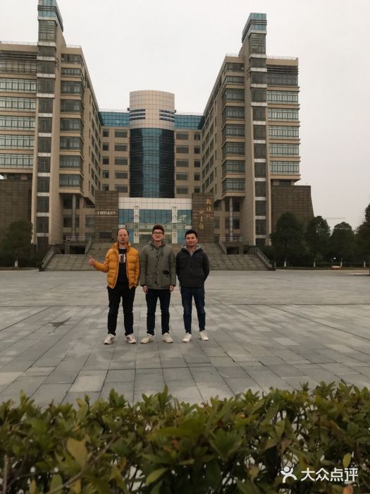 南昌工程学院图片