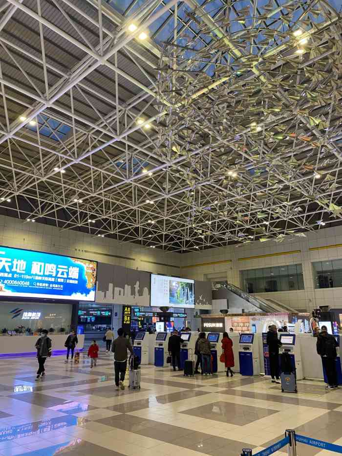 珠海金湾机场-t1航站楼"今天来珠海机场送机,由于疫情影响,广州很.