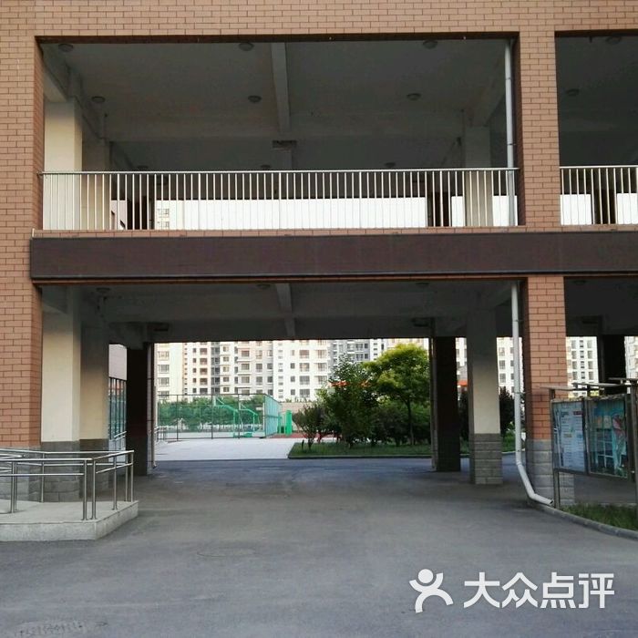 塘沽育才学校