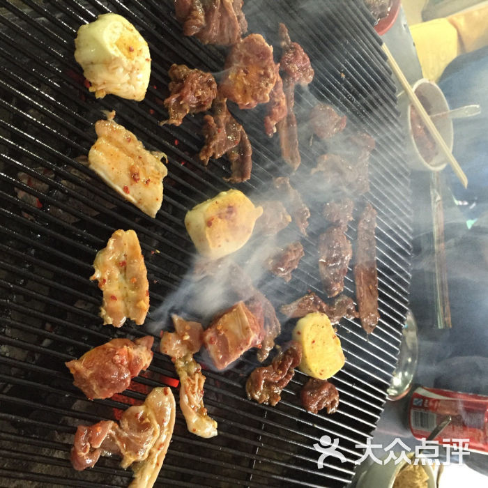 东哥特色火盆烧烤