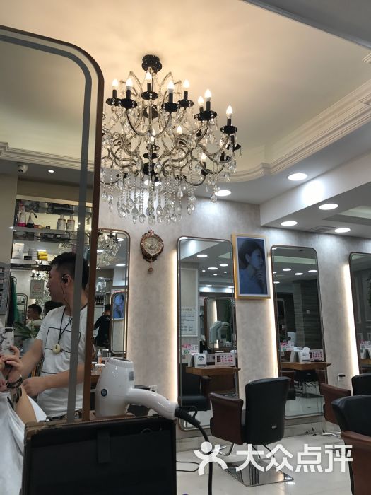 尊尼美容美发养生(夏津路店)图片 第2张