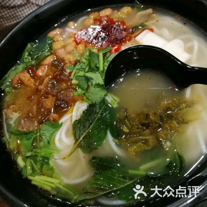 大酥牛肉米线