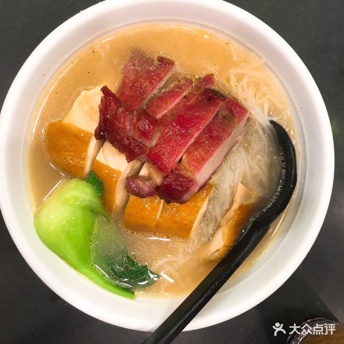 叉烧豉油鸡濑粉