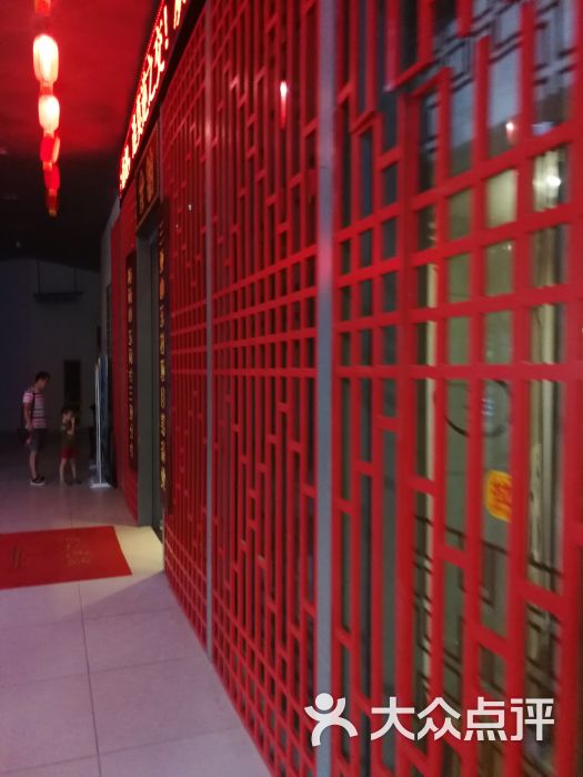 在三亚我知道有特别多的商会。最出名的应当