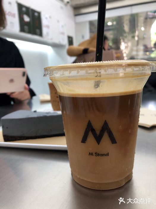 m stand(上海华山路店)拿铁咖啡图片