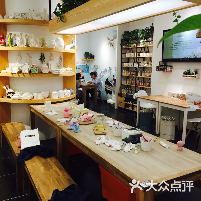 艺彩阳光手工坊(大连恒隆广场店)店内环境图片 - 第12张