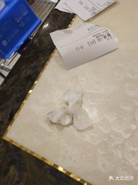 位置:路边店,可以免费停车,非常方便环境.-老