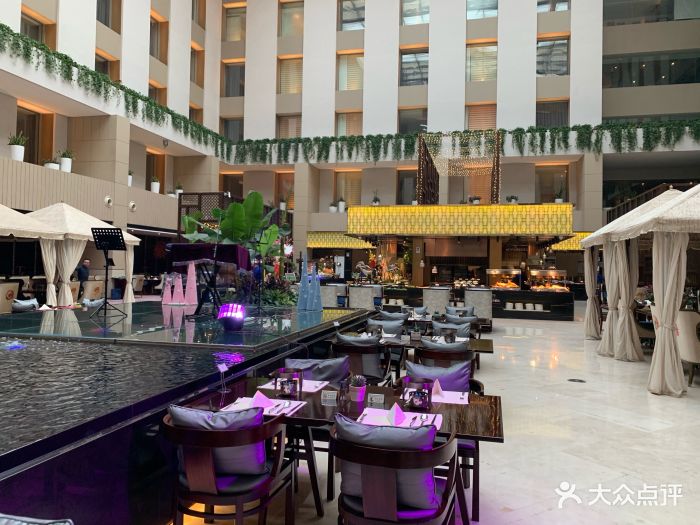 朗丽兹西山花园酒店餐厅图片