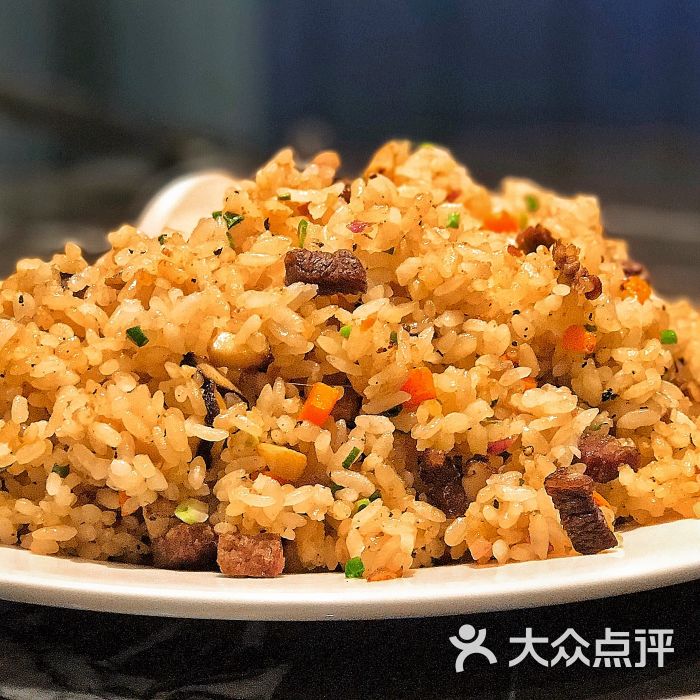 黑椒牛肉炒饭