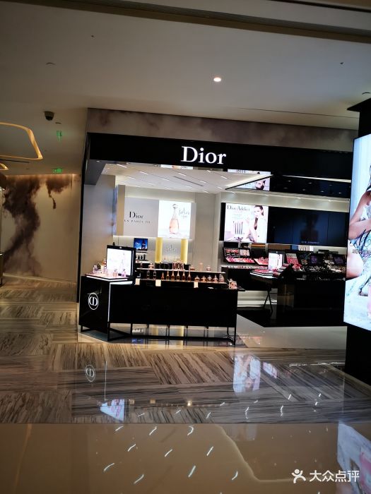 dior迪奥(银泰in99店)门面图片 - 第19张