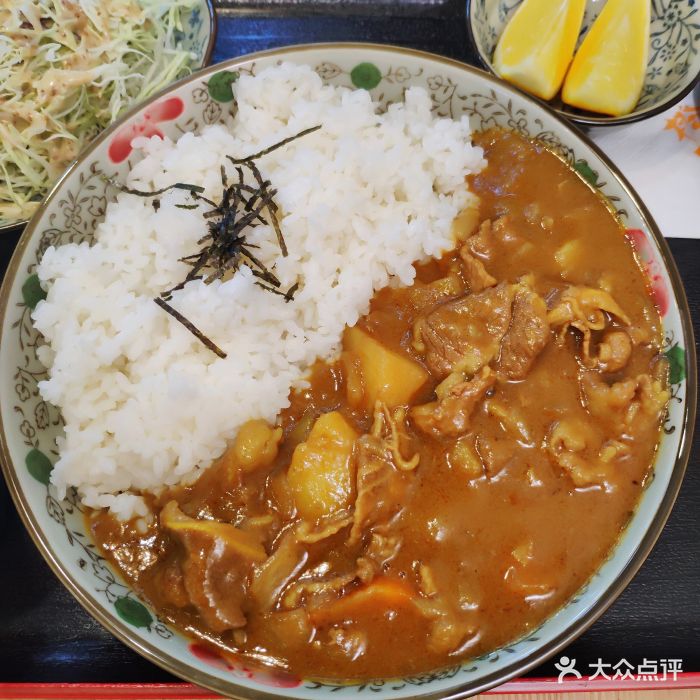 咖喱牛肉饭定食