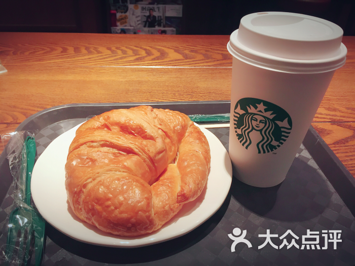 星巴克(浦东星河湾店)热巧克力配可颂图片 - 第259张