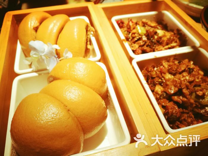 外婆下饭菜配窝窝