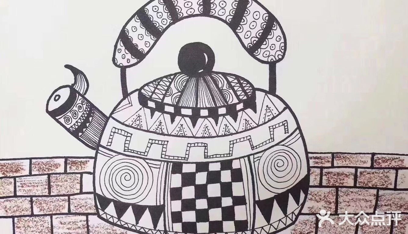 线描烧水壶