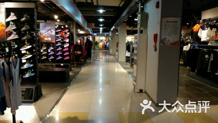 五环运动商城(民主路店)-图片-沈阳购物