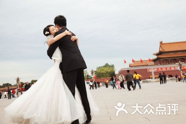 琪婚纱定制(2)