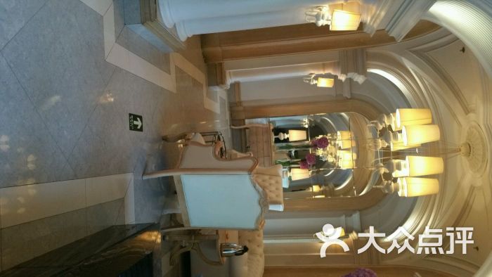 华西村人均收入_指福门 人均